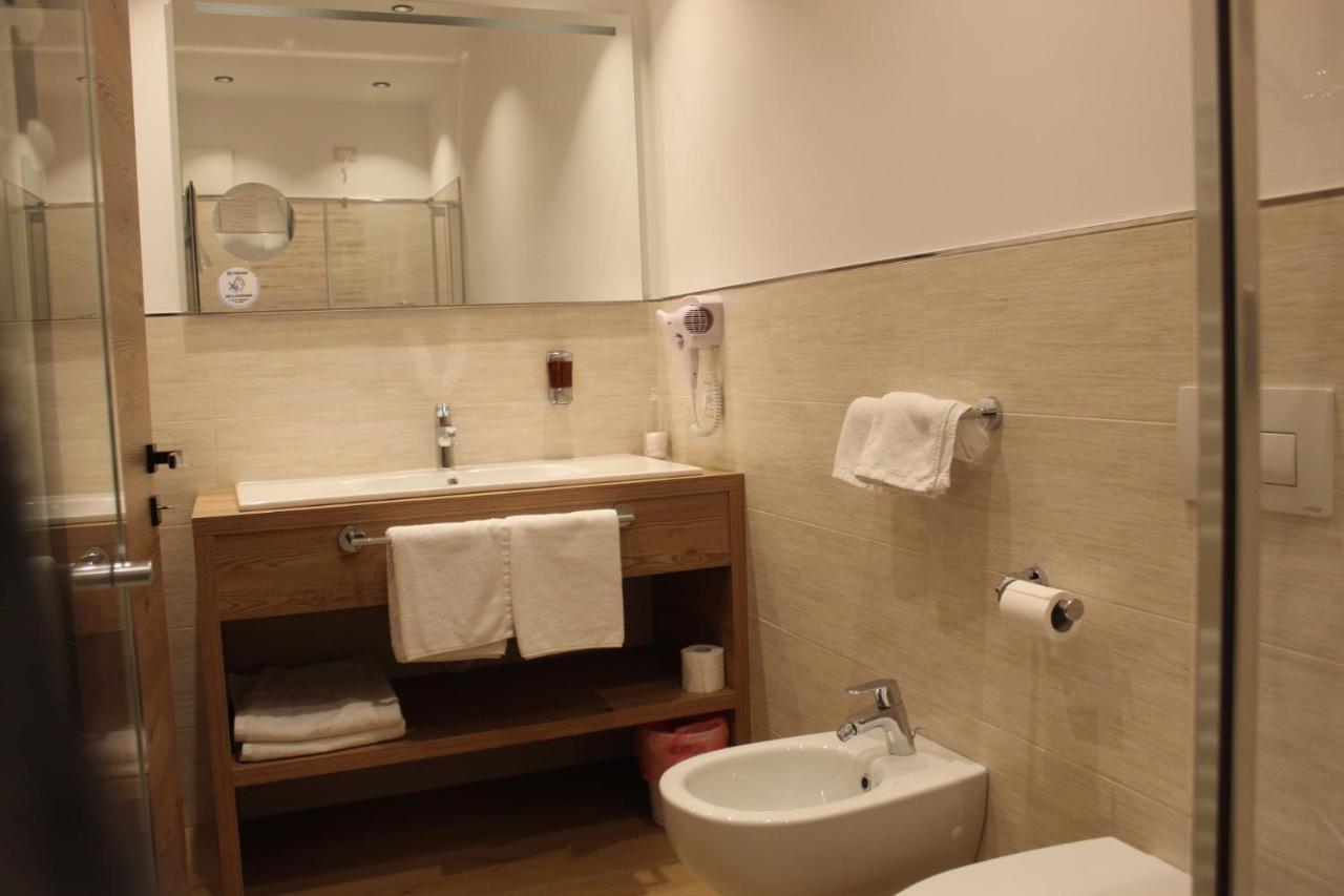 DolceAmbiez Apartments Dorsino Buitenkant foto